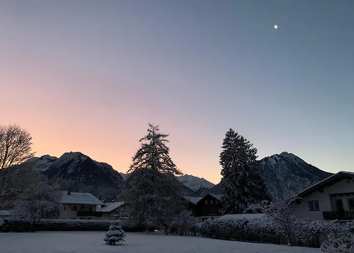 Ferienwohnung In Oberstdorf Mit Wundervollem Bergpanorama