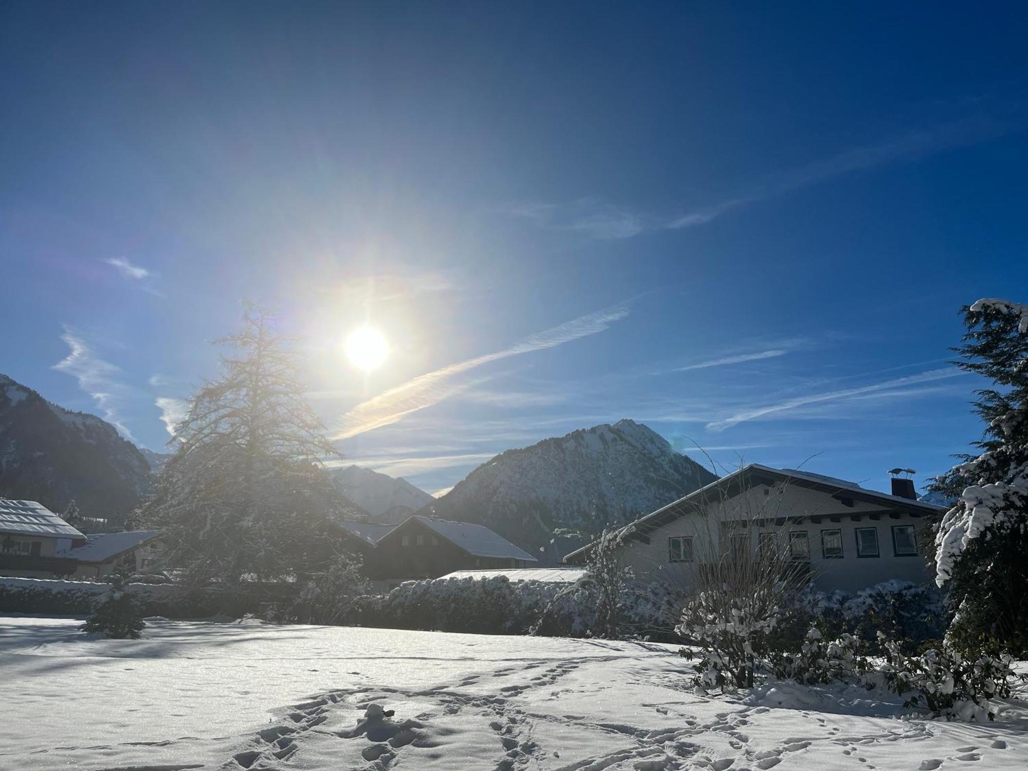Appartement In Mit Wundervollem Bergpanorama *
